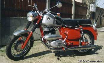 Puch 250 SGS rouge